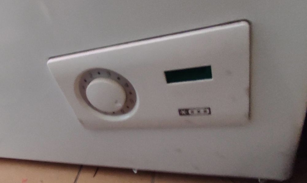  cong&eacute;lateur blanc 4 &eacute;toiles BOSH , id&eacute;al en appartement Electroménager