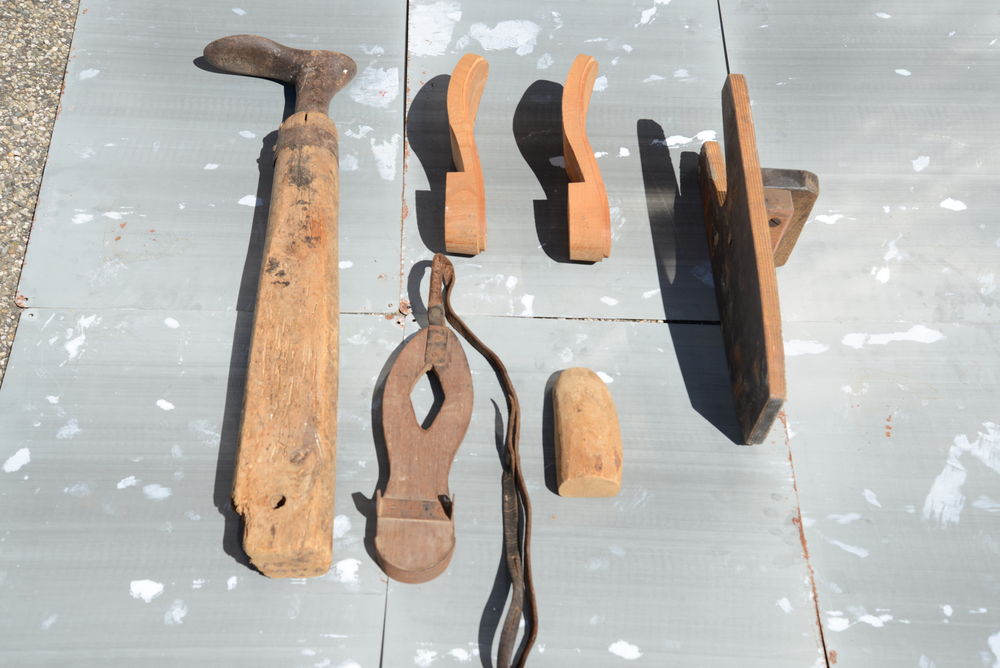 Mat&eacute;riel ancien de sabotier, cordonnier, t b &eacute;tat Bricolage