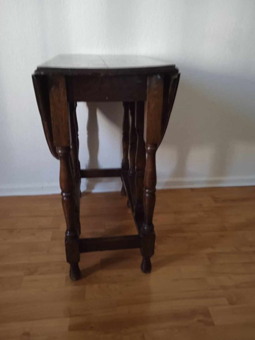 Table Antique en Ch&ecirc;ne Massif
Meubles