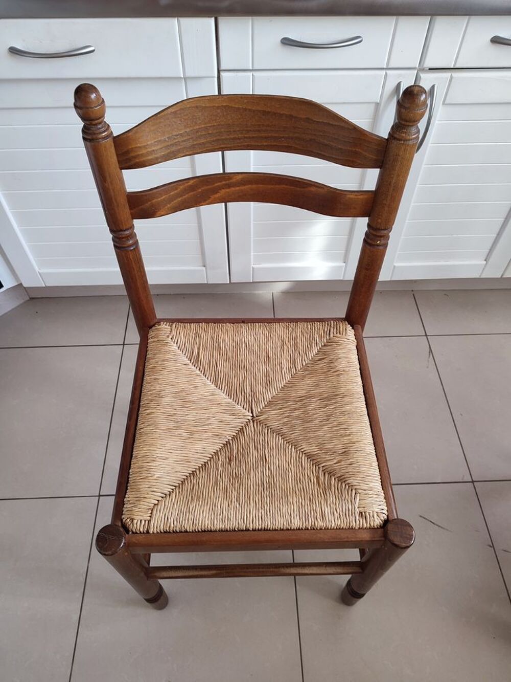 Chaise en bois et paille Meubles