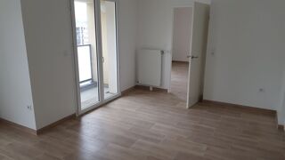  Appartement à louer 2 pièces 44 m²