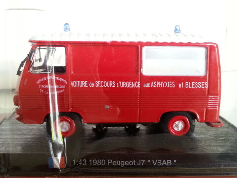 Miniature Pompier - N 627 / 629 / 630
9 Grues (85)