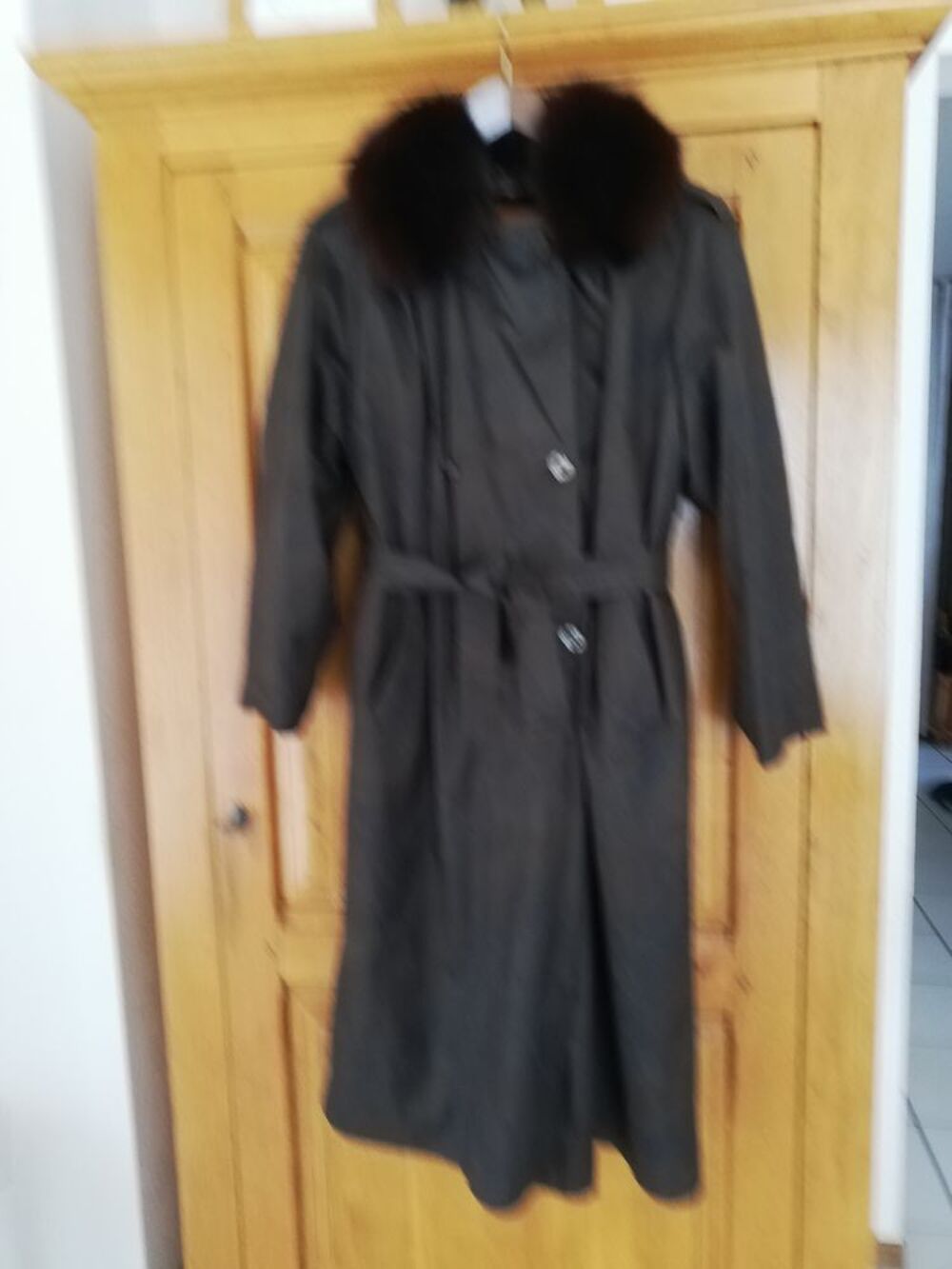MANTEAU IMPERMEABLE avec doublure amovible en fourrure Vêtements