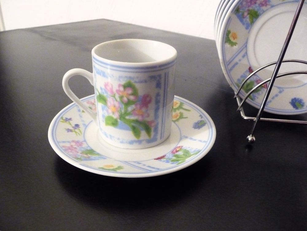 Service &agrave; Caf&eacute; Porcelaine Multicolore avec Support, 6 Tasses Electroménager