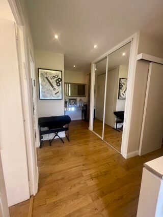 Appartement 4 pièces 82 m² · à Antibes · 82 m² · 420 000 €
