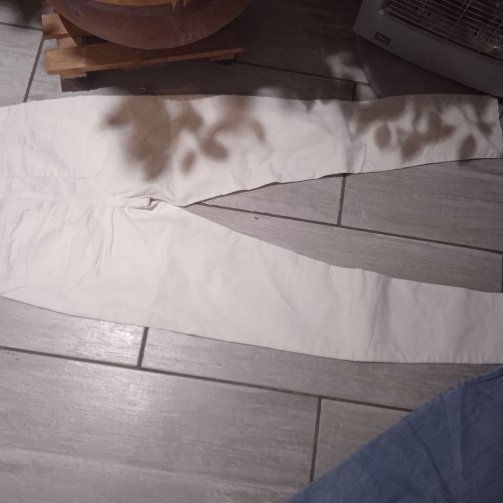 Pantalon toile blanc marque G&eacute;mo Taille 36 70 % coton 27% po Vêtements