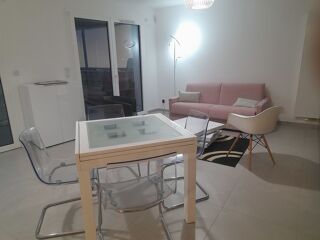  Appartement à louer 2 pièces 50 m²