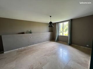  Villa à louer 6 pièces 257 m² Montpellier
