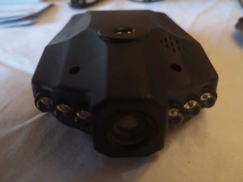 Camra de Surveillance Noire Extrieure LED 30 Ruoms (07)
