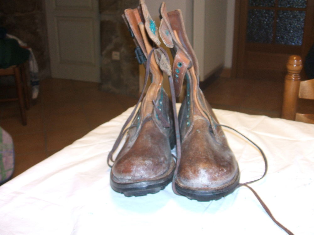 CAUSE RETRAITE SOLDE RAGERS.
Chaussures