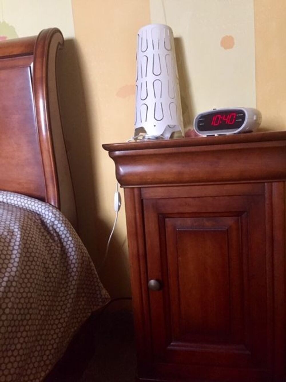 CHAMBRE COMPLETE MERISIER MASSIF Meubles