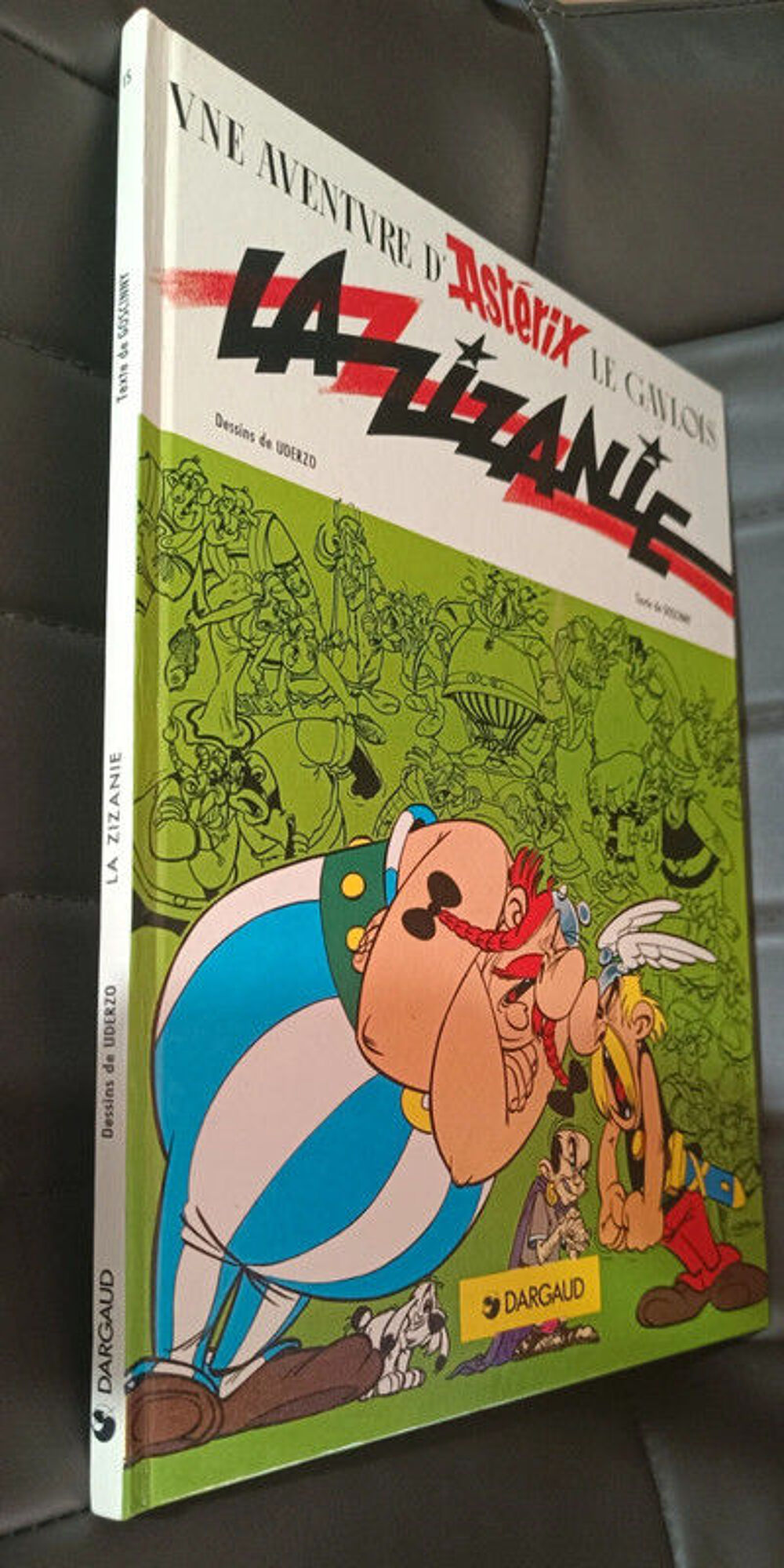 Bande dessin&eacute;e Ast&eacute;rix "La Zizanie" Livres et BD