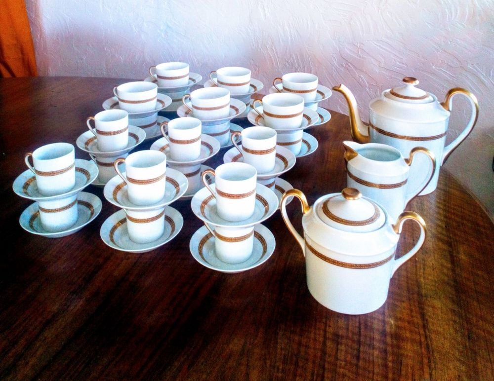 Service complet porcelaine de Limoges
Décoration