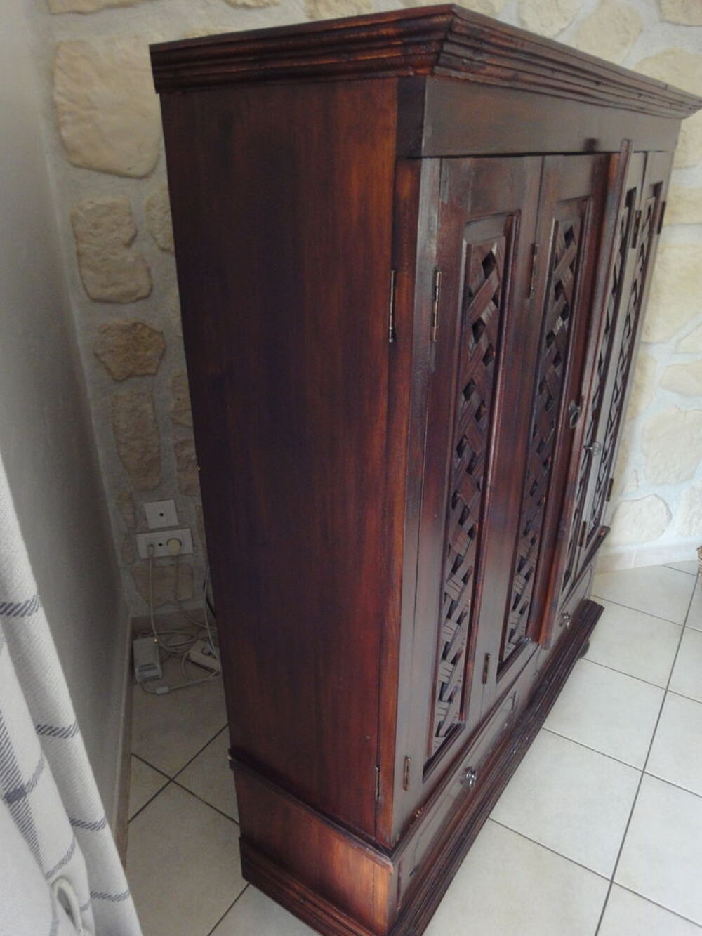 MEUBLE D'ANGLE Meubles