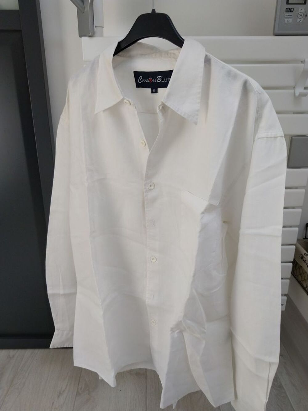 Chemises blanches Vêtements