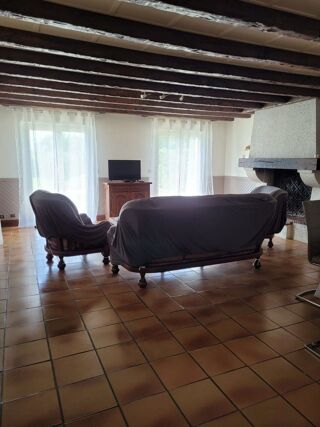  Villa à louer 5 pièces 110 m²