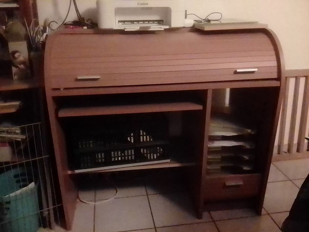 meuble de bureau , Matériel informatique