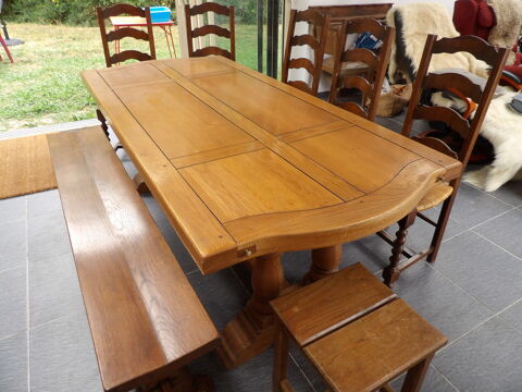TABLE MONASTERE en CHENE MASSIF de 212 x 95 cm plateau 6 cm 1450 Ramous (64)