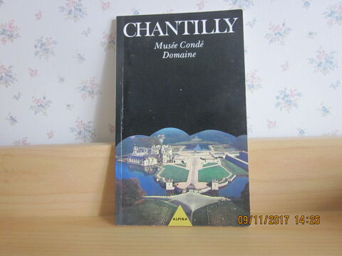 livre touristique CHANTILLY 1 Soucelles (49)