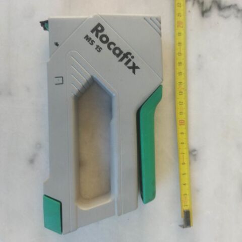 Agrafeuse manuelle Rocafix MS 15 10 Montpellier (34)