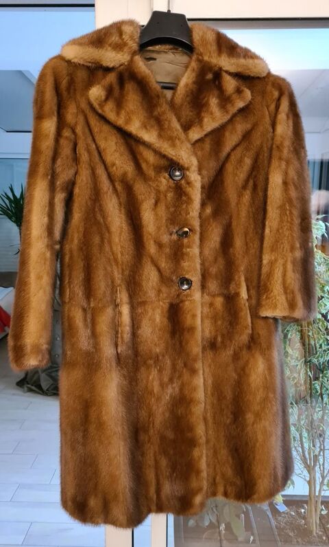 Manteau de fourrure en vison 900 Talmont-Saint-Hilaire (85)