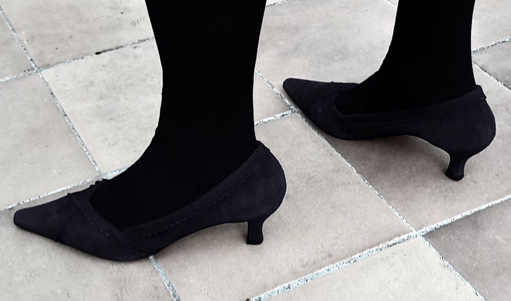 Chaussures &eacute;l&eacute;gantes en cuir mauve Chaussures