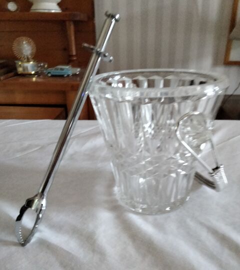 Seau � gla�ons. 6 Vierzon (18)