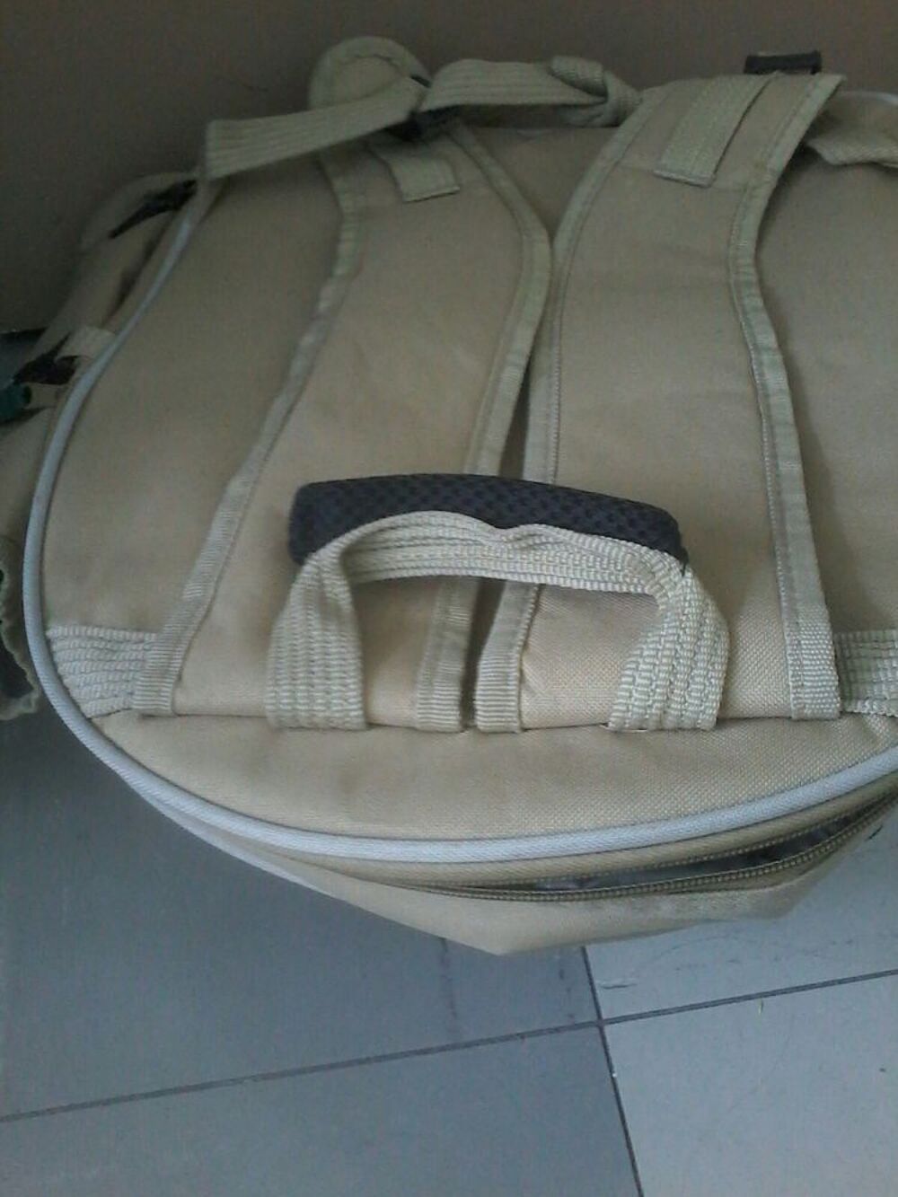 sac a dos picnic avec la vaisselle Jardin