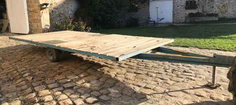 remorque plateau bois 1000 H�ricy (77)