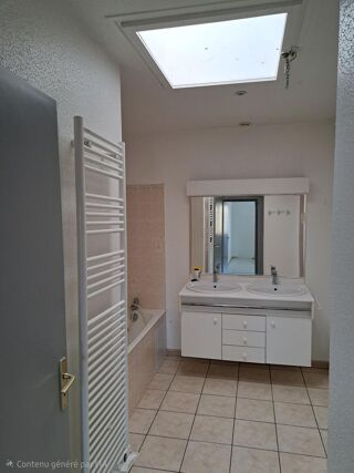  Appartement à louer 5 pièces 113 m² Épercieux-saint-paul