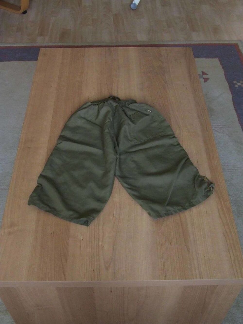 Bermuda l&eacute;ger, taille &eacute;lastiqu&eacute;e, Kaki, 10&nbsp;ans, NEUF Vêtements enfants