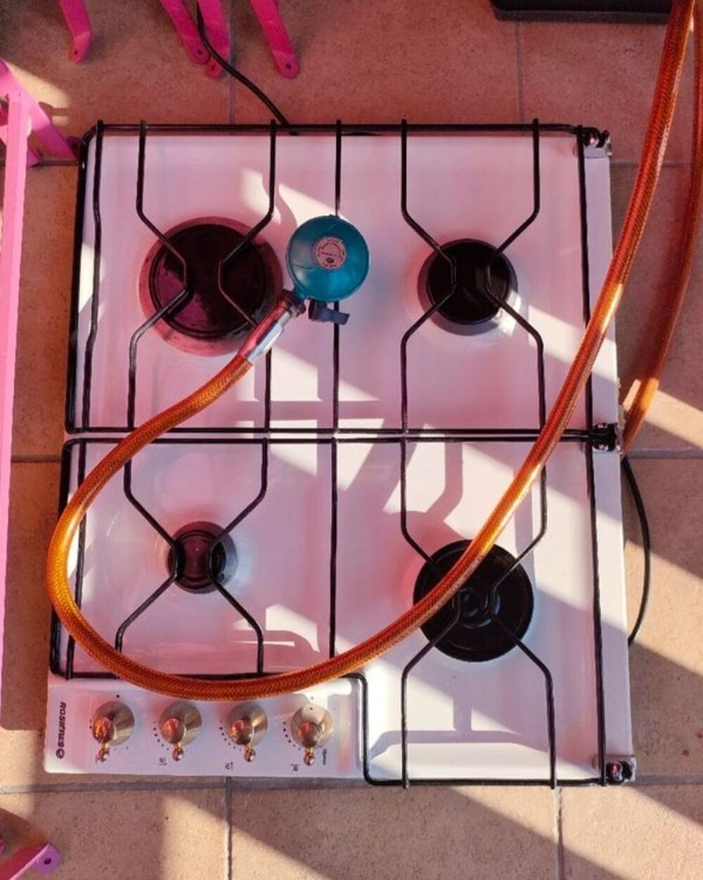 Plaque de cuisson &agrave; gaz 4 feux Rosi&egrave;res bouteille Electroménager