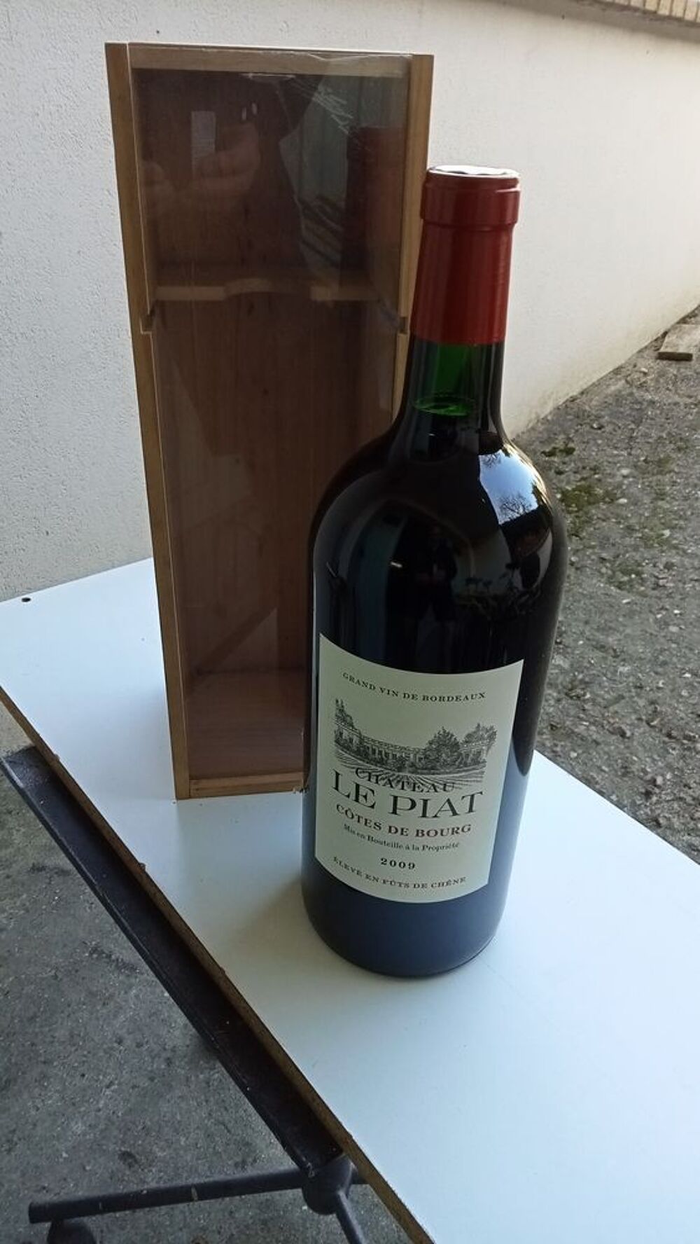 Double magnum Ch&acirc;teau Le Piat C&ocirc;te de Bourg 2009 Cuisine