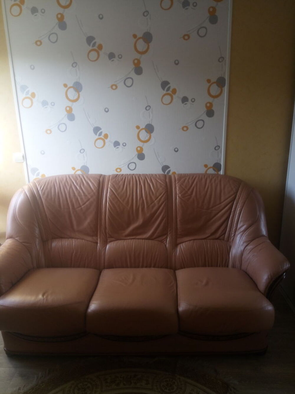 Canap&eacute; et deux fauteuils Meubles