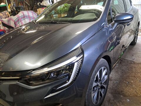 Renault Clio V Clio E-Tech 140 - 21 Intens 2020 occasion Caz&egrave;res 31220