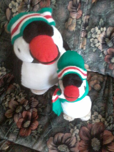 peluches  lots 2 pingouin neuve pour offrir 15 Tourcoing (59)