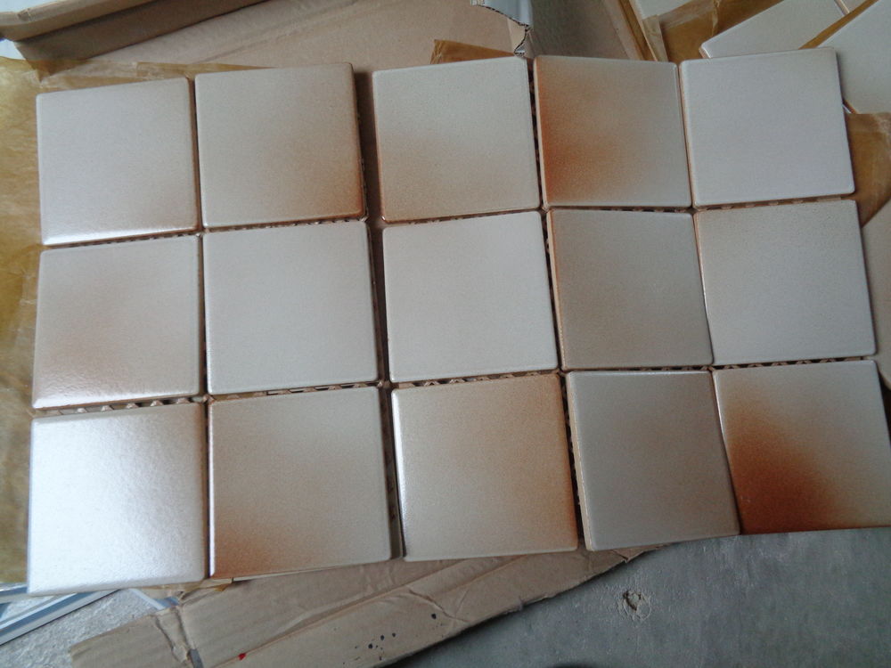 51 CARREAUX DE CARRELAGE BEIGE NEUF Décoration