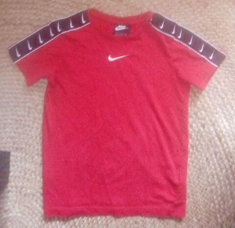 T shirt Nike - taille 128-137 cm 4 Beauchamp (95)