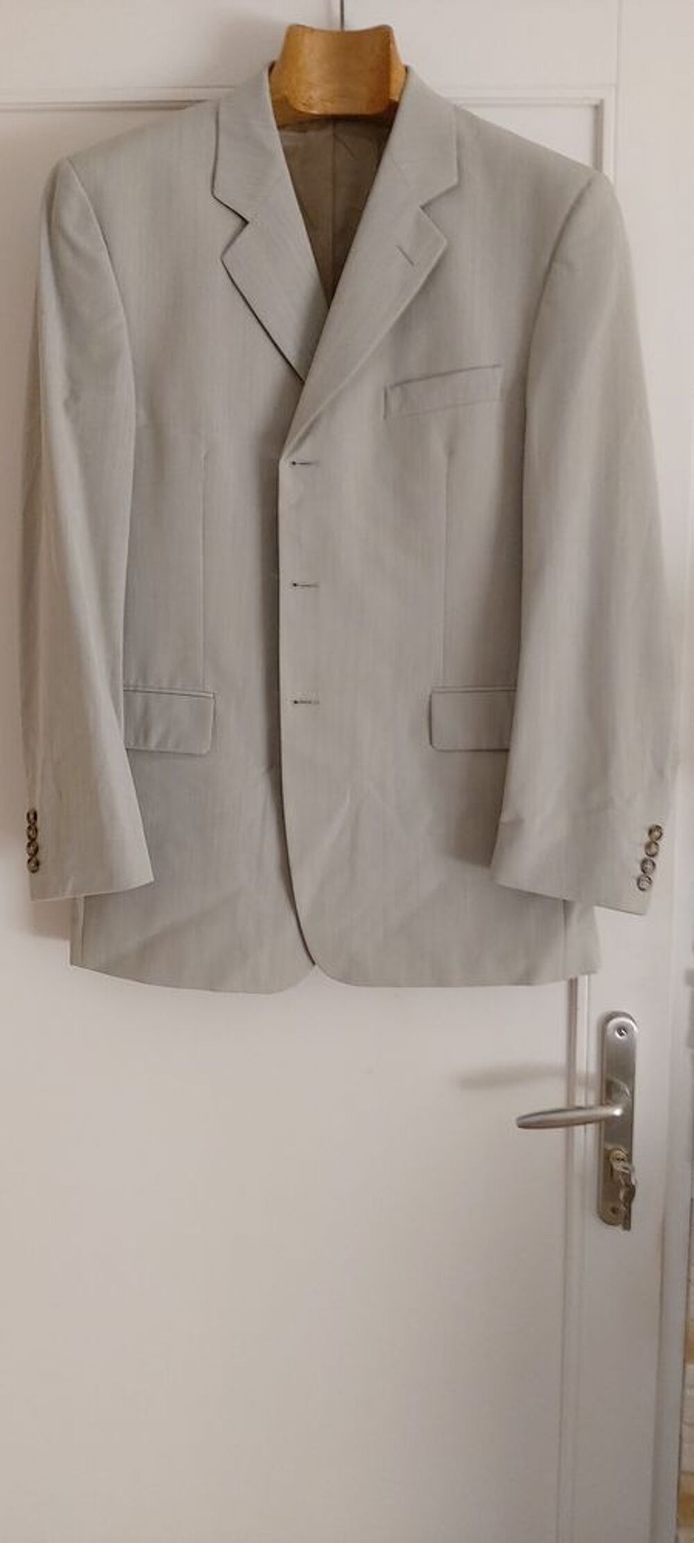 costume ST ILAIRE &eacute;t&eacute; beige taille 54
Vêtements