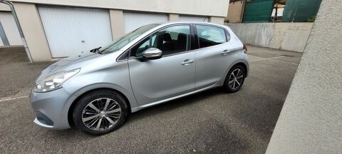 Peugeot 208 1.6 BlueHDi 100ch BVM5 Allure