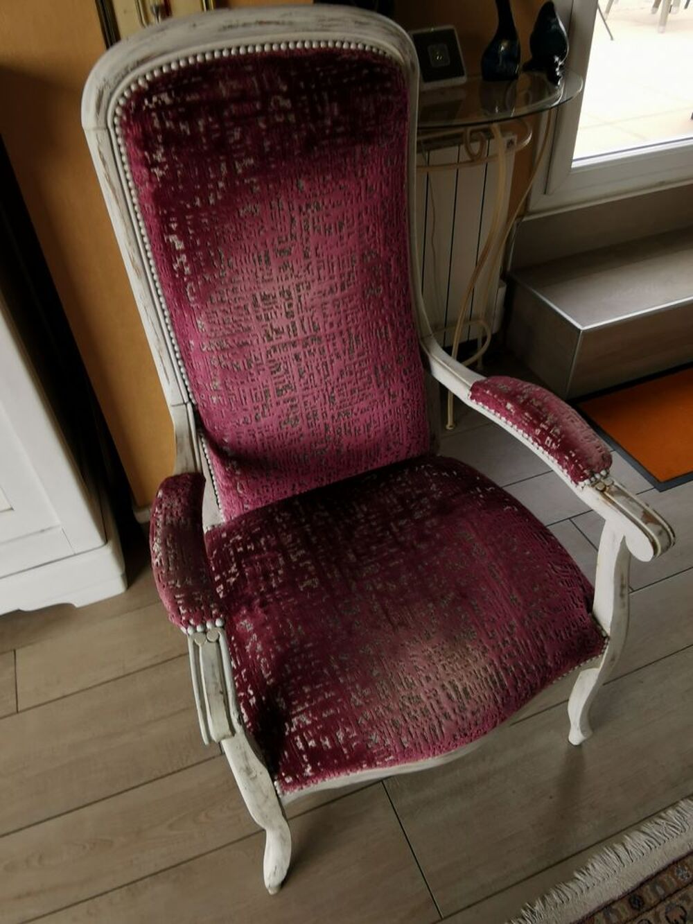 Fauteuil Voltaire modernis&eacute; en ch&ecirc;ne massif Meubles