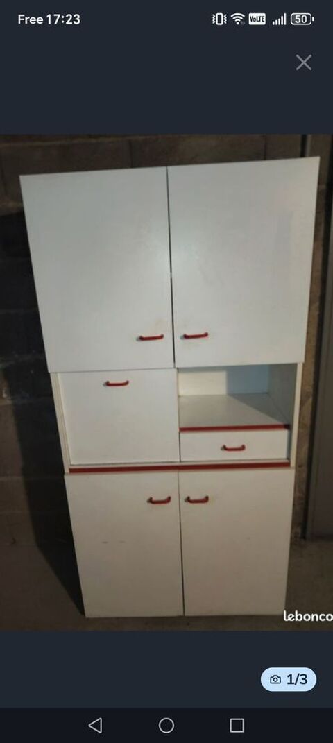 Tr�s beau buffet cuisine, SDB, SAM 35 Mulhouse (68)