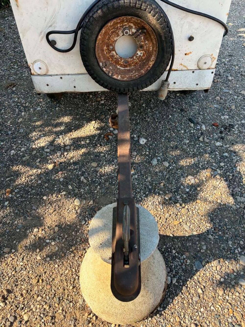 Remorque +/- 400kg &agrave; restaurer Bricolage