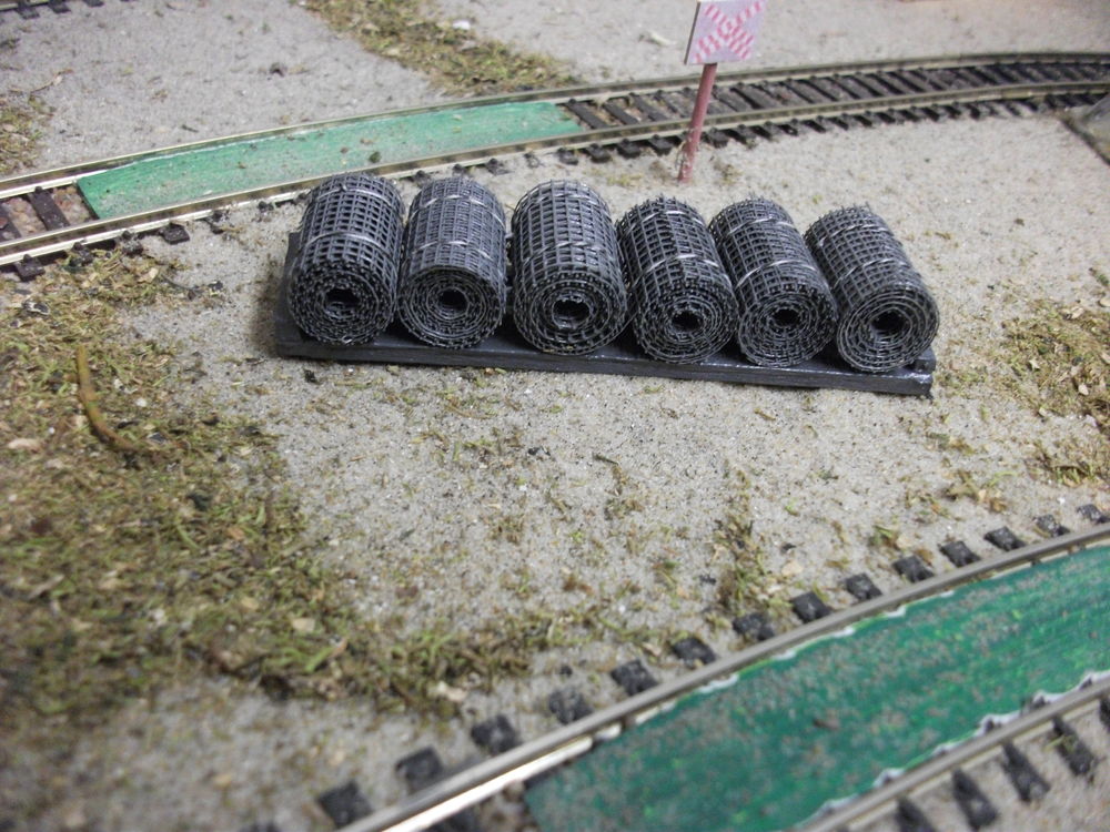 12 ROULEAUX HO + 2 SUPPORT EN HO POUR TRAINS ELECTRIQUE Jeux / jouets