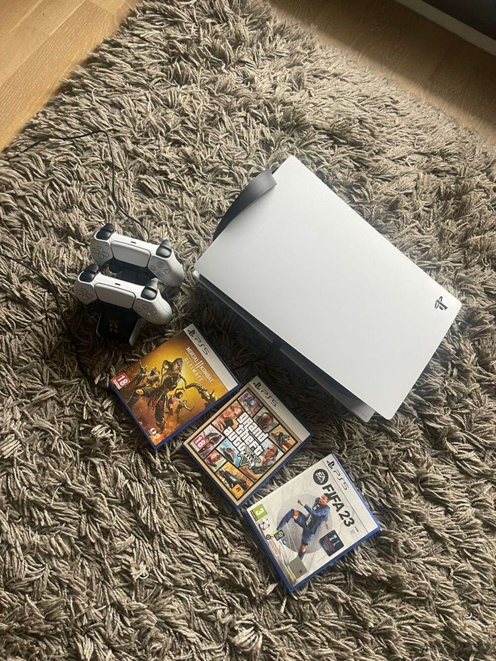 PS5 mod&egrave;le standard Consoles et jeux vidéos