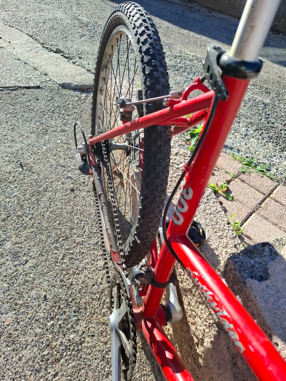 V&eacute;lo Rockrider 300 en bon &eacute;tat :
Vélos