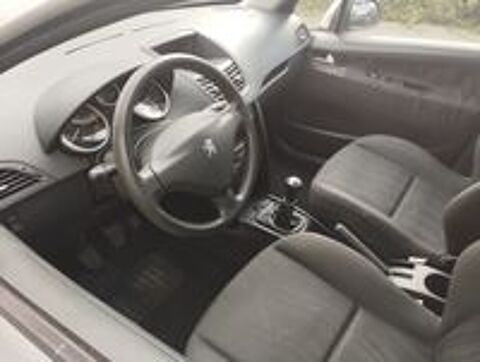 207 1.4 HDi 70ch Ex&eacute;cutive 2007 occasion 56580 Rohan