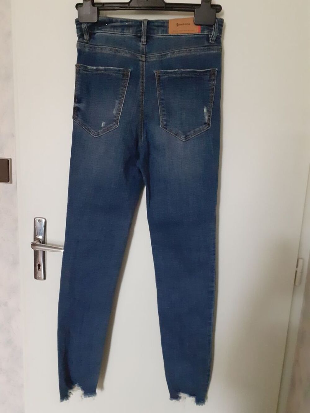 Jean slim trou&eacute; femme taille 34 Vêtements