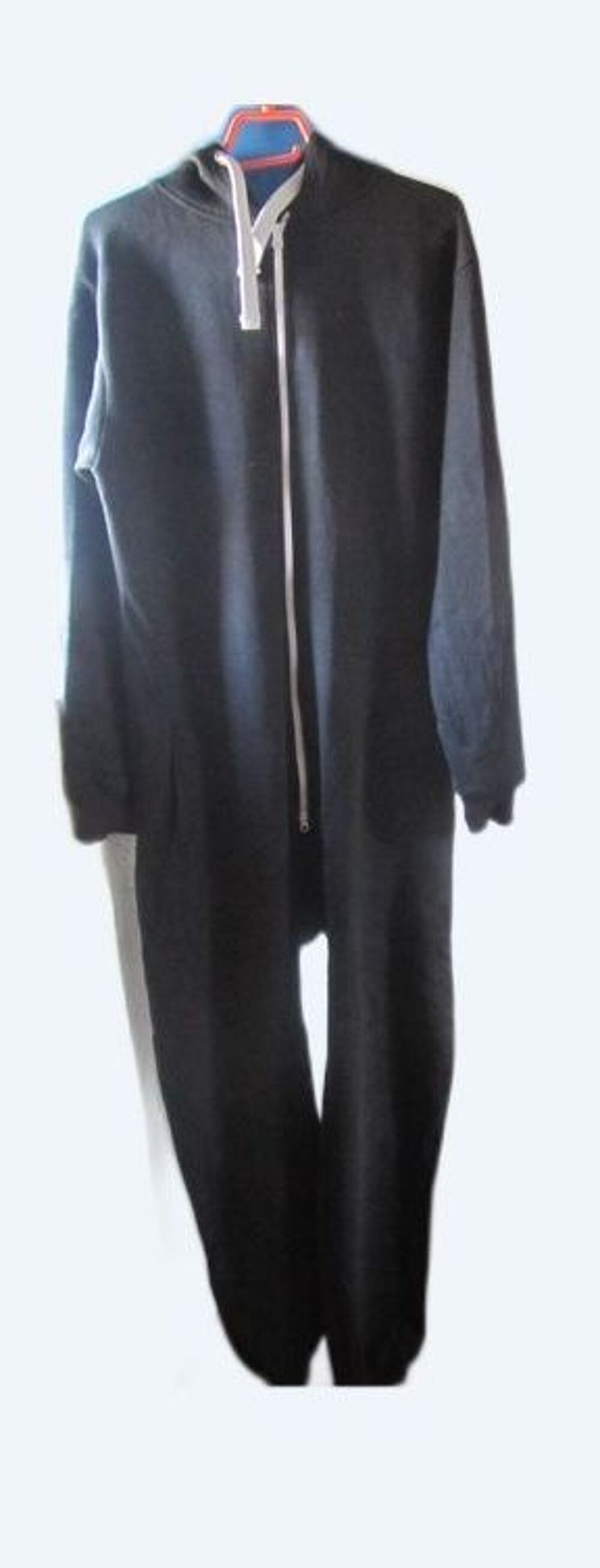 Grenouill&egrave;res 1 homme 1 femme Vêtements