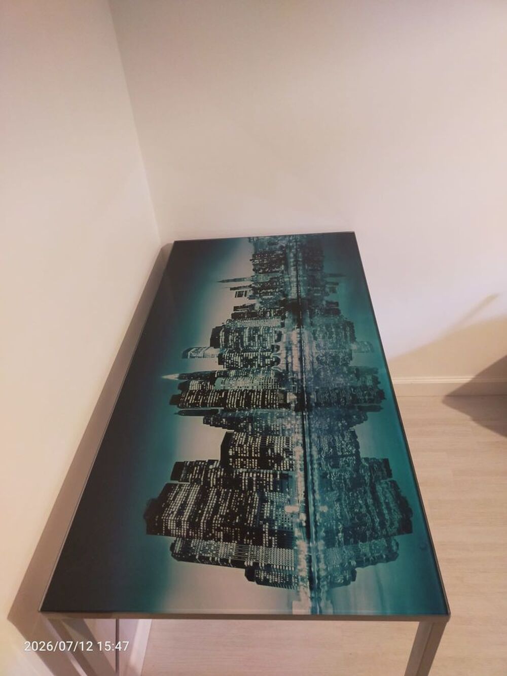 Bureau plateau verre d&eacute;co New-York et console tiroirs Meubles